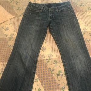Women’s blue jeans
